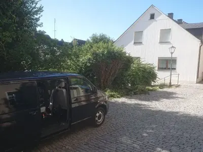 Gebraucht VW Caravelle 131 PS (96 kW) 2008 Schwarz Van