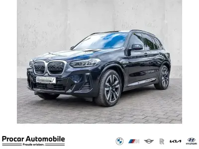 Gebraucht BMW iX3 M Sport 210 kW (286 PS) 2024 Schwarz SUV