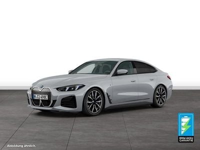 Grau Gebraucht 2024 BMW i4 M Sport Limousine | 54.030 € (Fairer Preis)