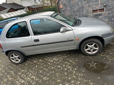 gebraucht Opel Corsa Baujahr 2000 ohne TÜV aber fahrbereit
