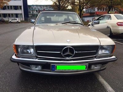 Gebraucht Mercedes SL300 179 PS (131 kW) 1986 Silber Cabrio