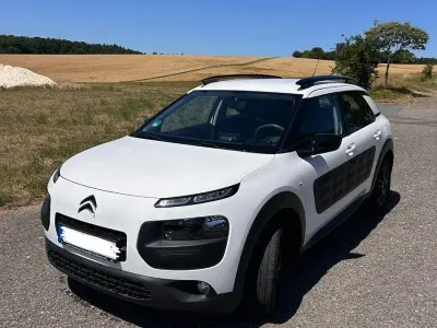 Gebraucht Citroën C4 Feel 82 PS (60 kW) 2015 Weiß Limousine