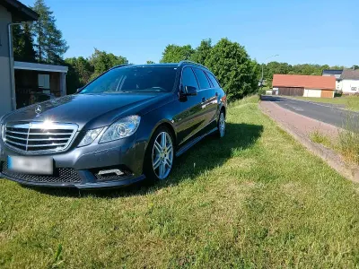 Gebraucht Mercedes E200 AMG line 184 PS (135 kW) 2011 Kombi