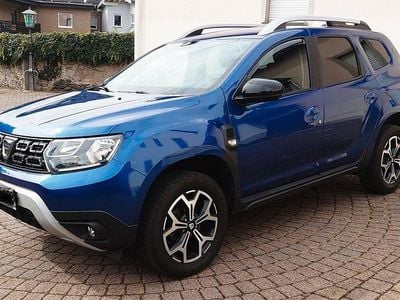 Gebraucht Dacia Duster Celebration 150 PS (110 kW) 2020 Blau SUV