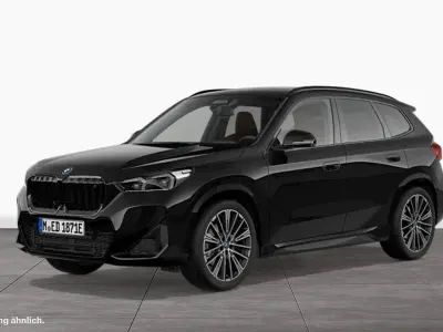 Gebraucht BMW iX1 M Sport 200 kW (272 PS) 2023 Schwarz SUV