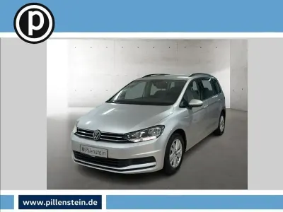 Gebraucht VW Touran Comfortline 150 PS (110 kW) 2021 Silberreflexsilber Van / Kleinbus