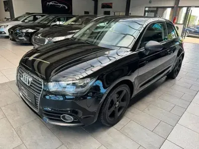 Gebraucht Audi A1 Attraction 180 PS (132 kW) 2011 Schwarz Kleinwagen