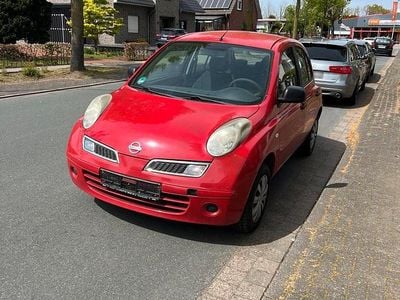 Usata Nissan Micra 65 CV (47 kW) 2010 Rosso Utilitaria