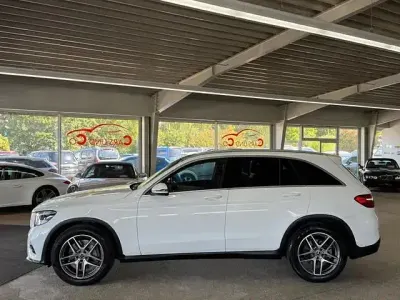 Gebraucht Mercedes GLC220 AMG line 170 PS (125 kW) 2018 Weiß SUV