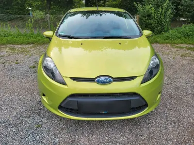 Gebraucht Ford Fiesta 96 PS (70 kW) 2008 Grün Kleinwagen
