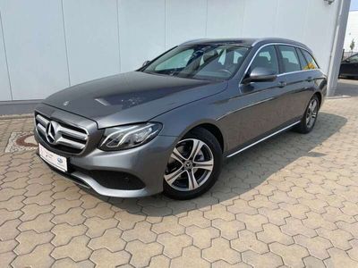 gebraucht Mercedes E220 d T 9G-Tronic Avantgarde Leder LED Navi