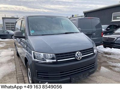 Gebraucht VW Transporter 150 PS (110 kW) 2019 Grau Van