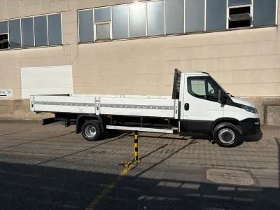 Gebraucht Iveco Daily 145 PS (106 kW) 2014 Weiß
