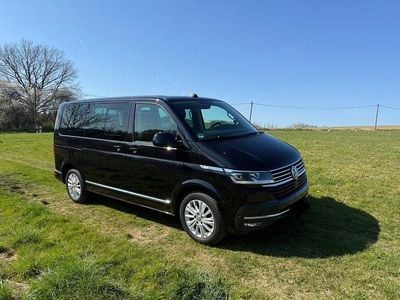 Gebraucht VW Multivan Highline 150 PS (110 kW) 2021 Schwarz Van