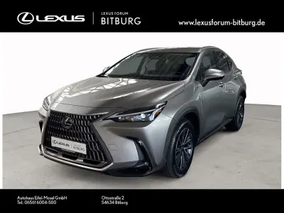 Neu Lexus NX450h+ Business Edition 292 PS (214 kW) 2026 Silber SUV