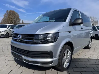 Gebraucht VW Multivan 150 PS (110 kW) 2016 Reflexsilber metallic Van / Kleinbus