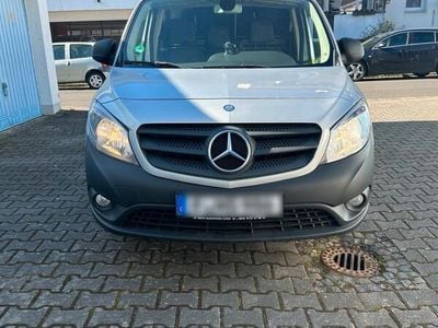 Mercedes Citan 111