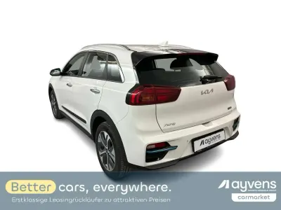 Gebraucht Kia e-Niro Vision 150 kW (204 PS) 2022 (ud) schneeweiß SUV
