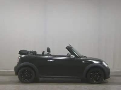 Gebraucht Mini One Cabriolet 98 PS (72 kW) 2013 Midnight black metallic Cabrio