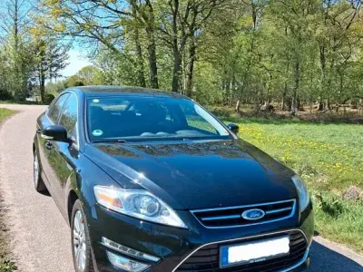 Używany Ford Mondeo Titanium 160 KM (117 kW) 2013 Czarny Sedan/Limuzyna