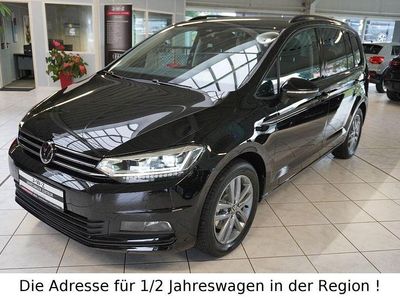 Neu VW Touran Comfortline 150 PS (110 kW) 2026 Schwarz Van / Kleinbus