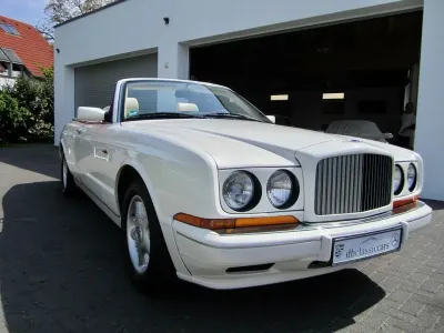 Gebraucht Bentley Azure 389 PS (286 kW) 1996 Weißmetallic (metallic) Cabrio