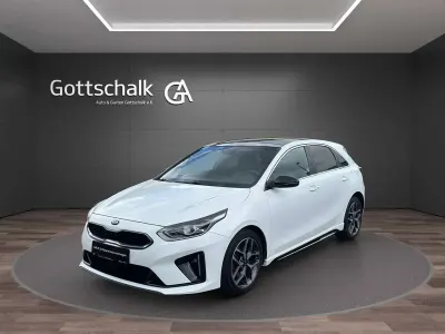 Gebraucht Kia Ceed GT-Line 160 PS (117 kW) 2021 (hw2) deluxeweiss met. Kleinwagen