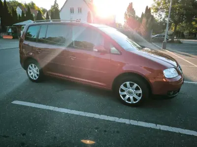 Gebraucht VW Touran 116 PS (85 kW) 2004 Rot Van / Kleinbus