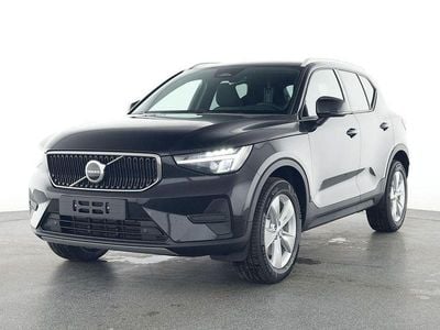Second-hand Volvo XC40 Core 163 CP (119 kW) 2025 Negru SUV