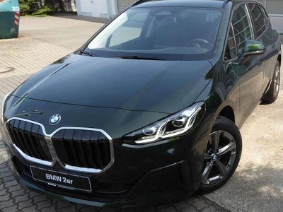 Gebraucht BMW 218 136 PS (100 kW) 2023 Sanremo green metallic Van / Kleinbus