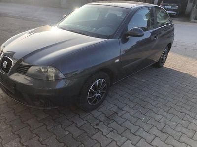 Grau Gebraucht 2007 Seat Ibiza Comfort Kleinwagen | 1.900 € (Fairer Preis)
