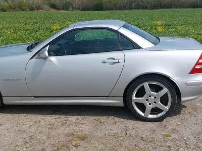 Gebraucht Mercedes SLK230 197 PS (144 kW) 2001 Silber Cabrio