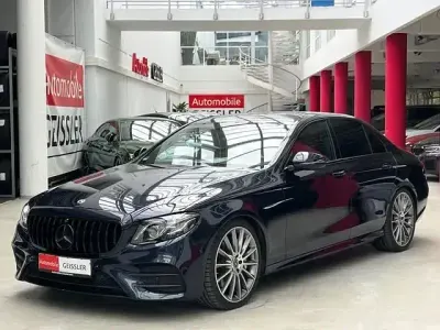 Używany Mercedes E400 AMG 340 KM (250 kW) 2019 Niebieski Sedan/Limuzyna