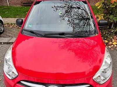 Rot Gebraucht 2011 Hyundai i10 Kleinwagen | 2.500 €