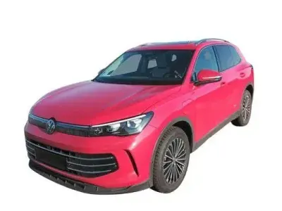Gebraucht VW Tiguan Elegance 204 PS (150 kW) 2025 Persimmon red SUV