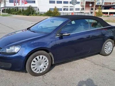 Gebraucht VW Golf Cabriolet 105 PS (77 kW) 2011 Blau Cabrio