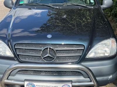 Mercedes ML320