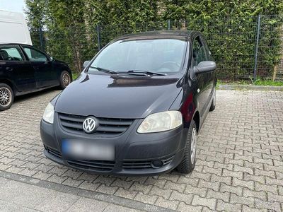Second-hand VW Fox 54 CP (39 kW) 2006 Negru Hatchback