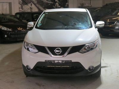 Weiß Gebraucht 2017 Nissan Qashqai N-Connecta SUV | 10.900 € (Guter Preis)
