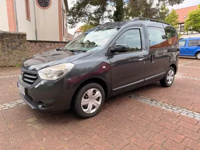 Gebraucht Dacia Dokker Lauréate 116 PS (85 kW) 2017 Grau Van / Kleinbus