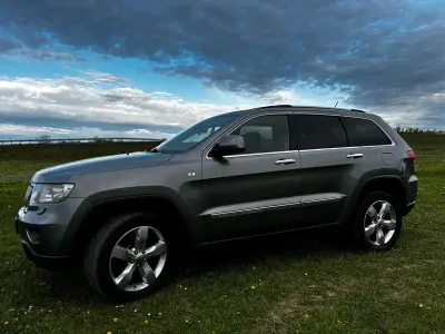 Usata Jeep Grand Cherokee Overland 241 CV (177 kW) 2012 Grigio SUV