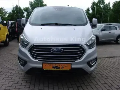 Usata Ford Tourneo Custom Trend 185 CV (136 kW) 2020 Argento Furgone