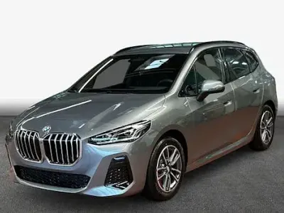Neu BMW 220 170 PS (125 kW) 2025 Grau Kombi