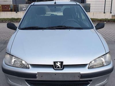 Gebraucht Peugeot 106 60 PS (44 kW) 2001 Grau Kleinwagen