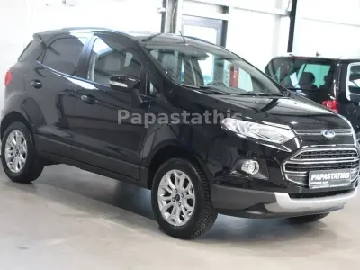 Usado Ford Ecosport Titanium 125 CV (91 kW) 2015 Negro SUV