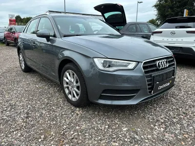 Gebraucht Audi A3 Sportback Attraction 110 PS (80 kW) 2016 Grau Kleinwagen
