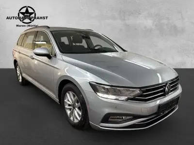 Gebraucht VW Passat Business 150 PS (110 kW) 2023 Silber Kombi