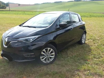 Second-hand Renault Zoe 100 kW (136 CP) 2020 Negru Hatchback