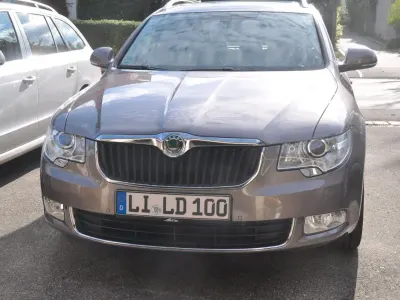 Używany Skoda Octavia 160 KM (117 kW) 2011 Andere farben Kombi