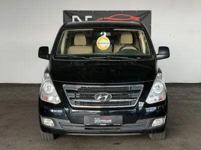 Gebraucht Hyundai H-1 170 PS (125 kW) 2016 Schwarz Van / Kleinbus